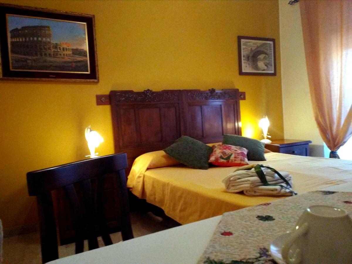 B&B Il Mito Di Roma מראה חיצוני תמונה